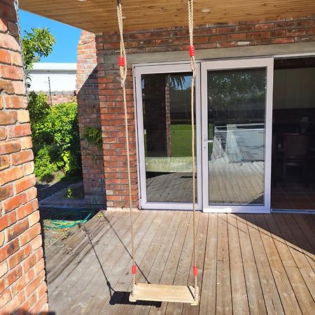Garten Wohnung Mit Pool, 2 Schlafzimmer Cidade Do Cabo Exterior foto